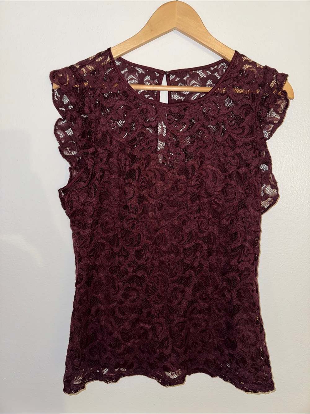 White House Black Market Burgundy Lace Cap Sleeve Camisole